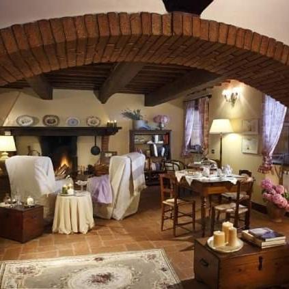 Salvia E Rosmarino Couette-café Camaiore